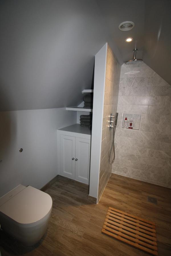 Ryefield Cottage - Luxurious Self-Catered Holiday Cottage With A Log Burner Chichester Exterior photo